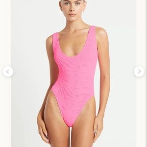 Bond eye Mara one Piece BNWT